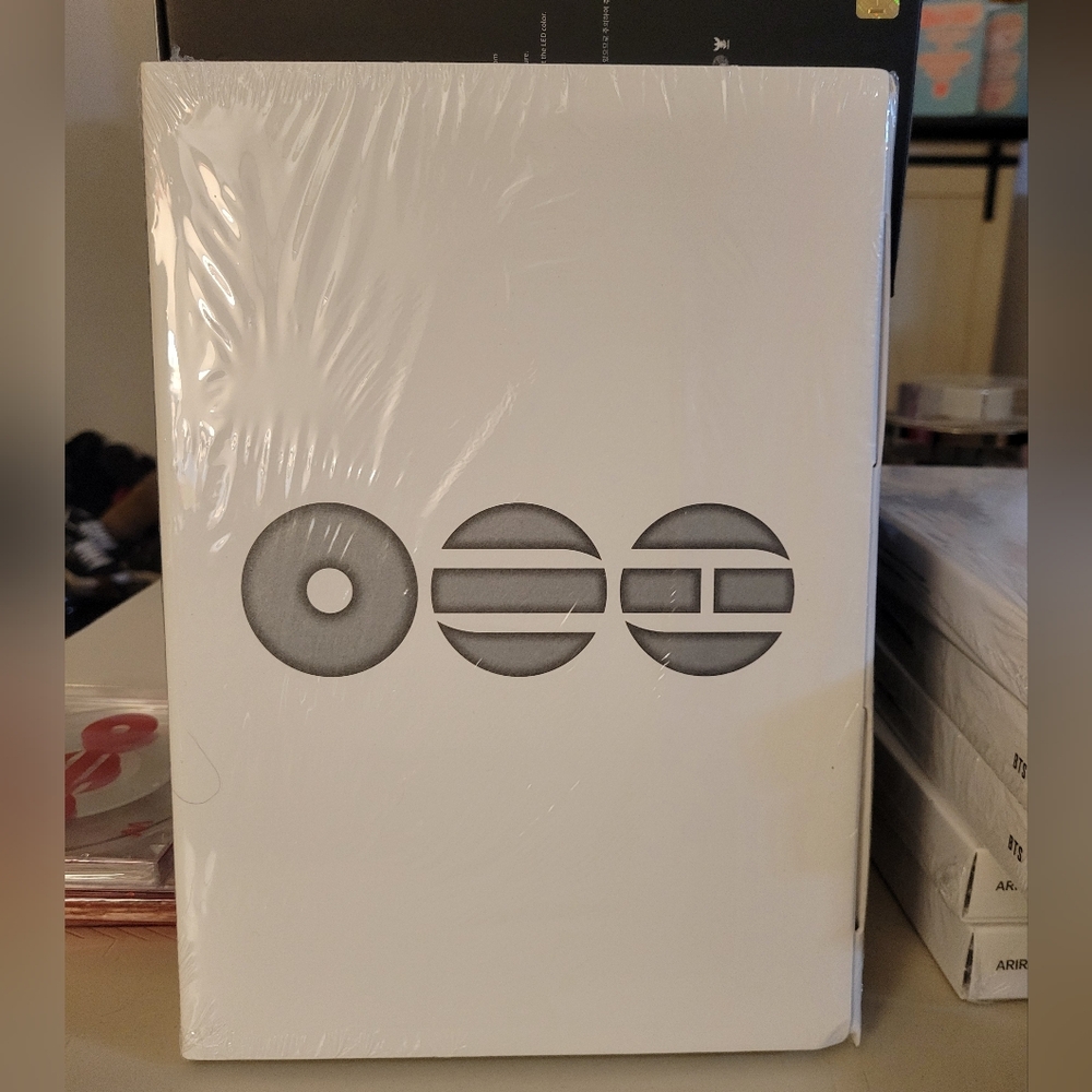 BTS The 5th Album 'ARIRANG' (Living Legend Ver) (CD) NIB SEALED